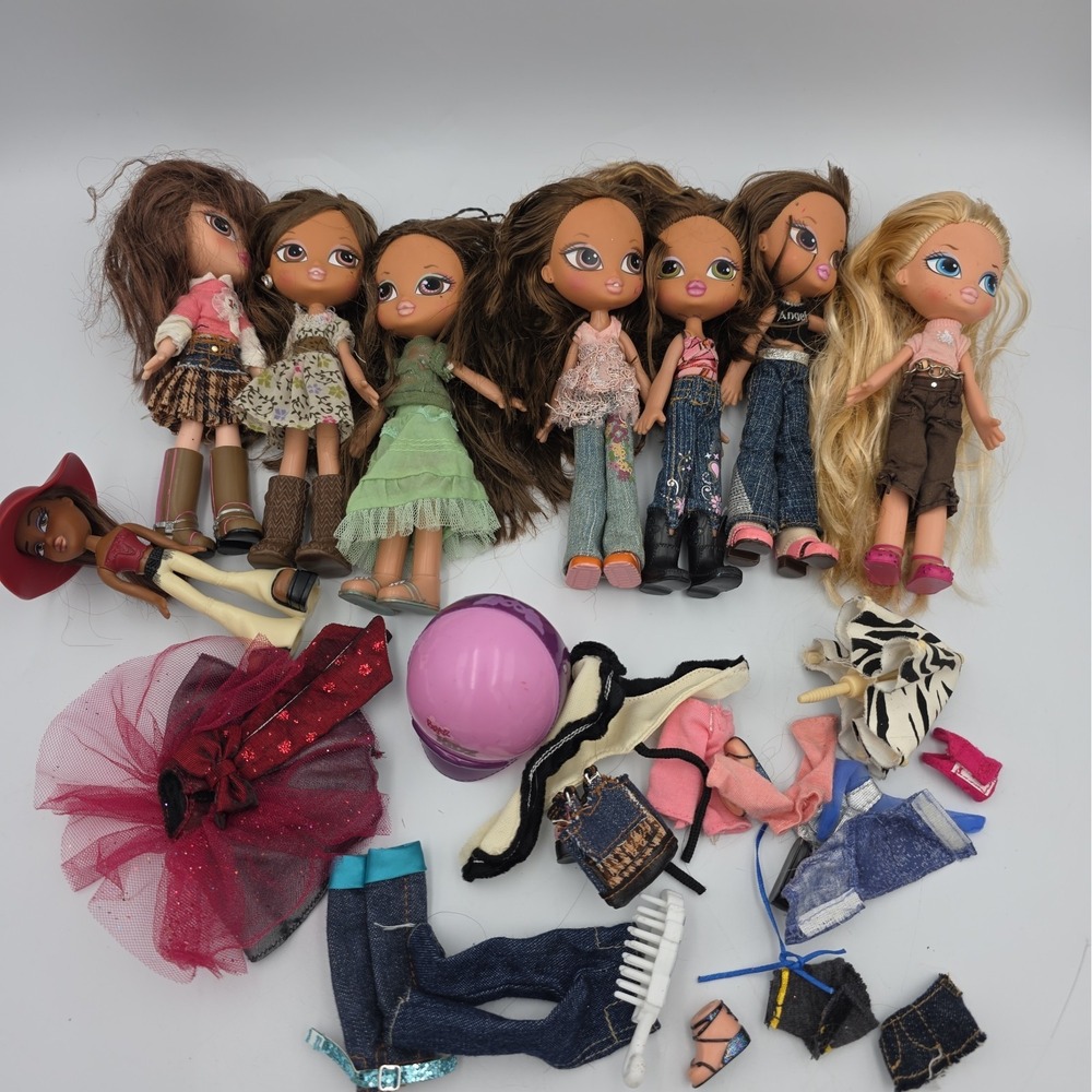 Bratz Kidz Doll Lot of 7 + Clothing Accessories Mixed Bundle Outfits